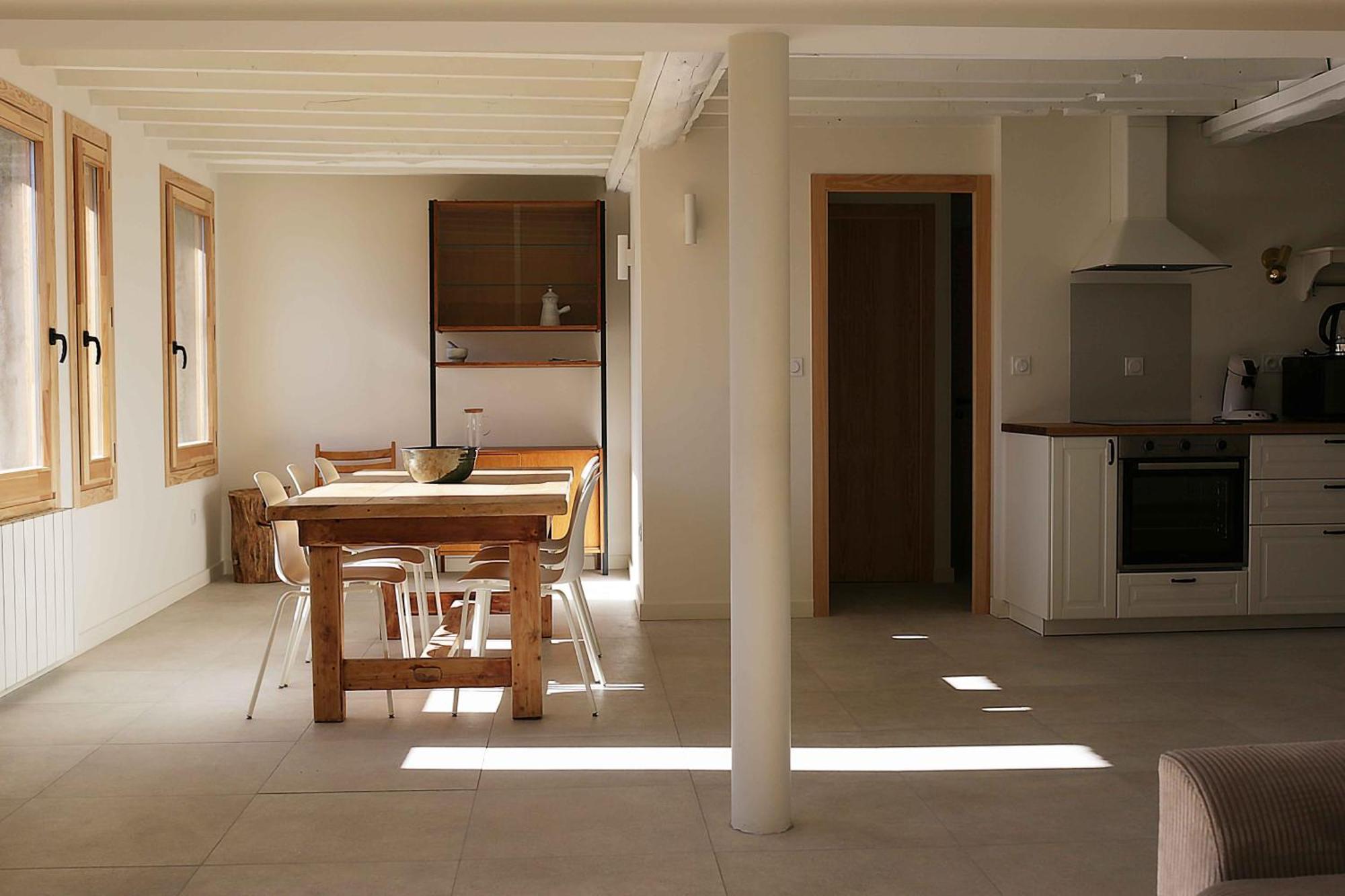 Appartement Avec Vue Et Jardin Formigueres Luaran gambar